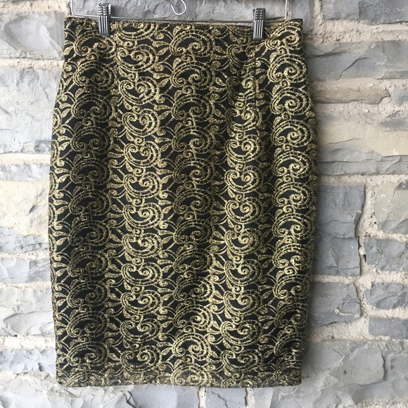 Baroque Lace Pencil Skirt - Picture 5 of 6